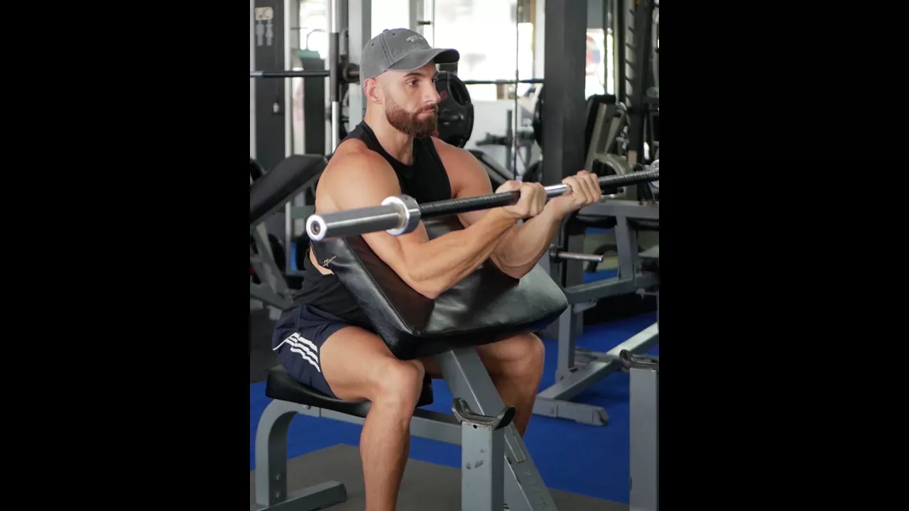 Close-Grip Preacher Curl exercise