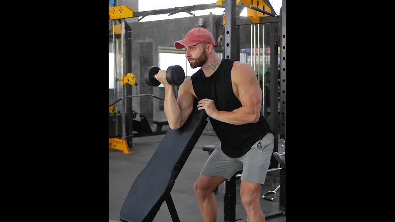 Single-Arm Dumbbell Preacher Curl exercise
