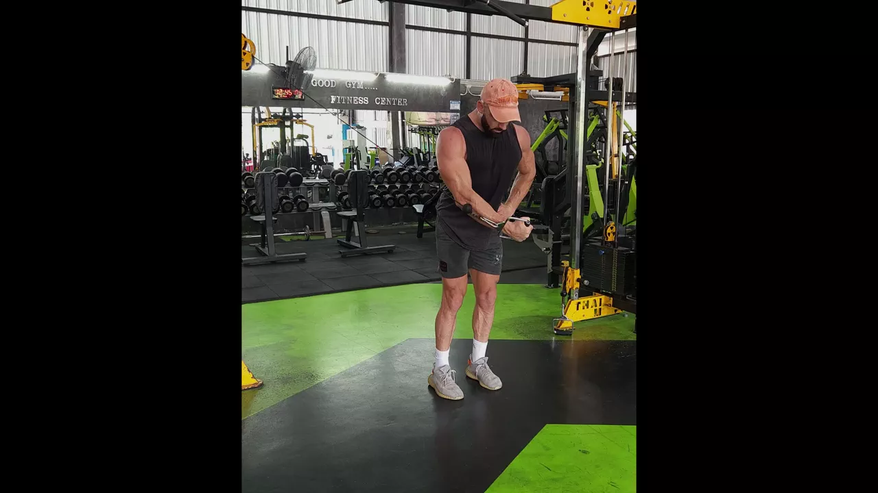 Single-Arm Cable Crossover exercise