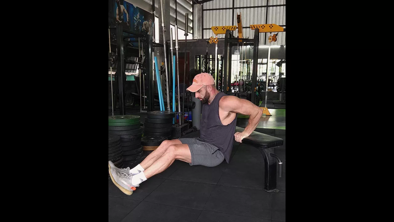 Tricep Bench Dip exercise